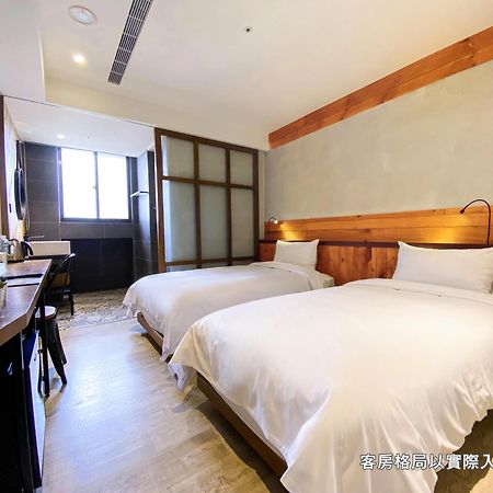 Central Land Hotel Тайчжун Экстерьер фото