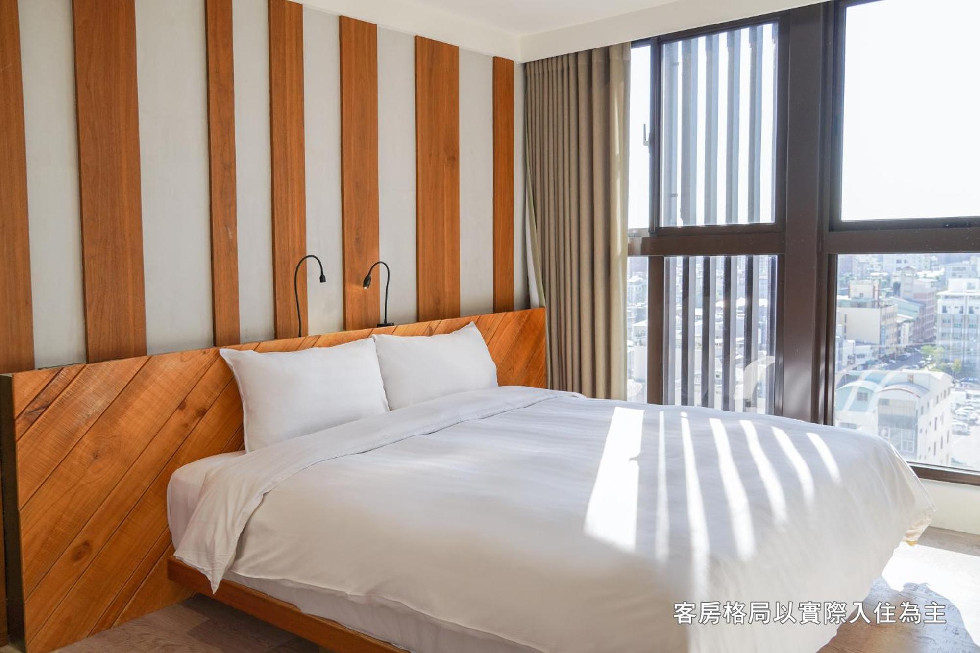 Central Land Hotel Тайчжун Экстерьер фото