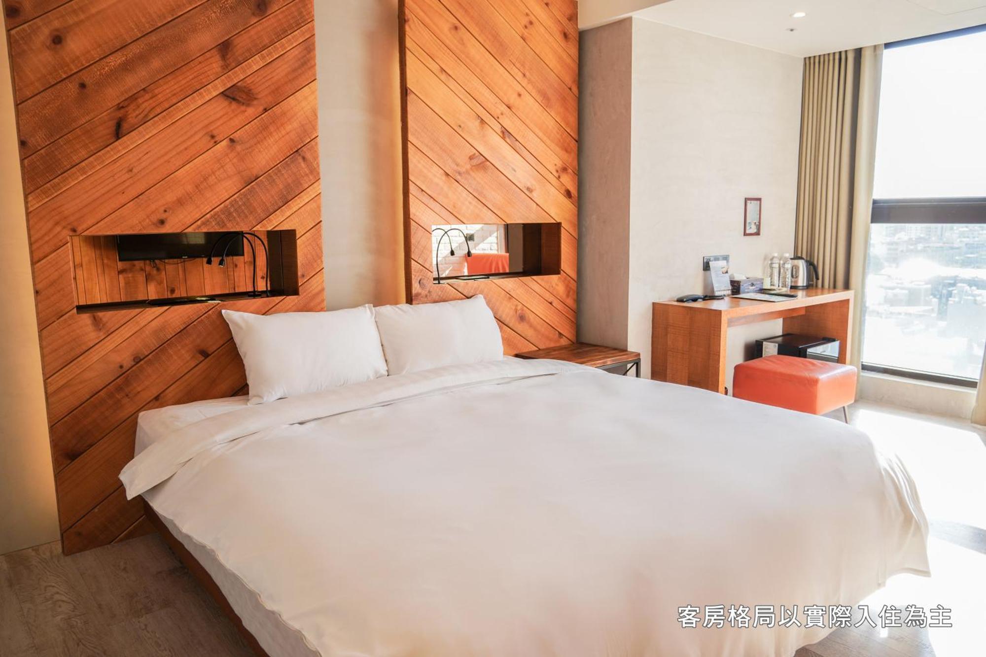 Central Land Hotel Тайчжун Экстерьер фото