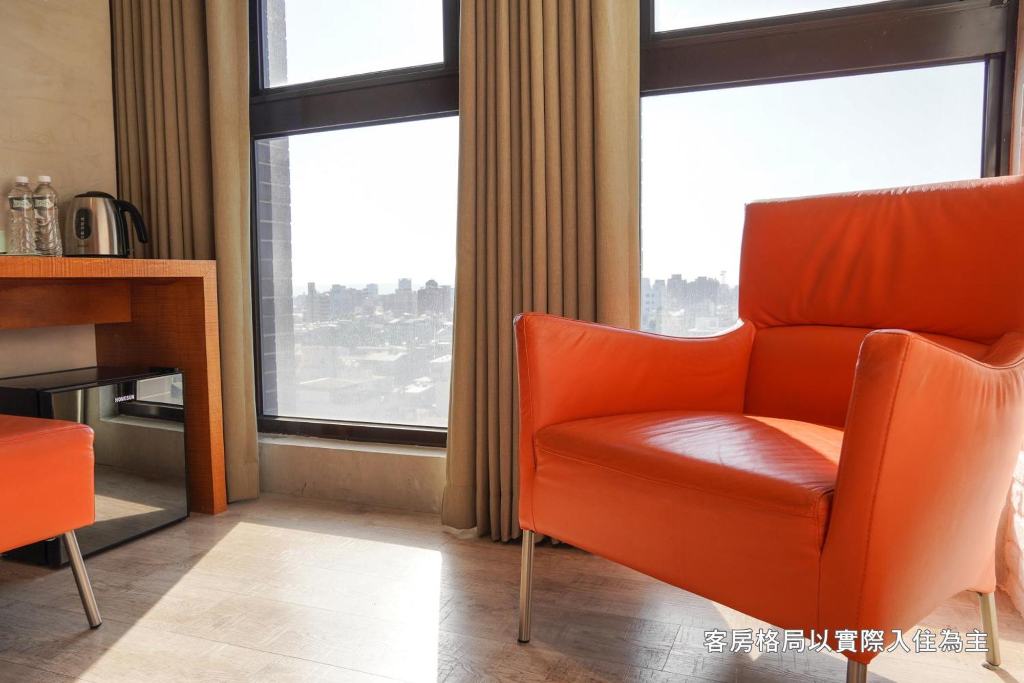 Central Land Hotel Тайчжун Экстерьер фото